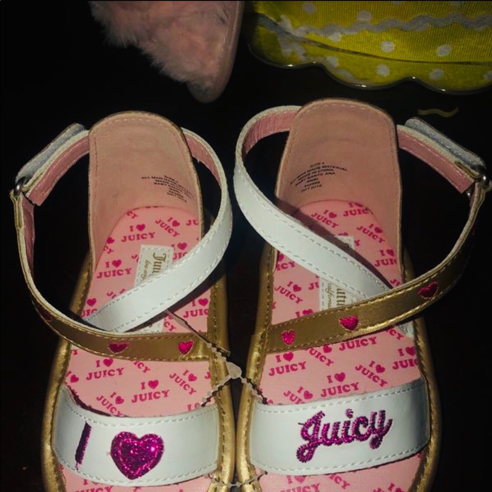 Baby juicy Couture Sandals